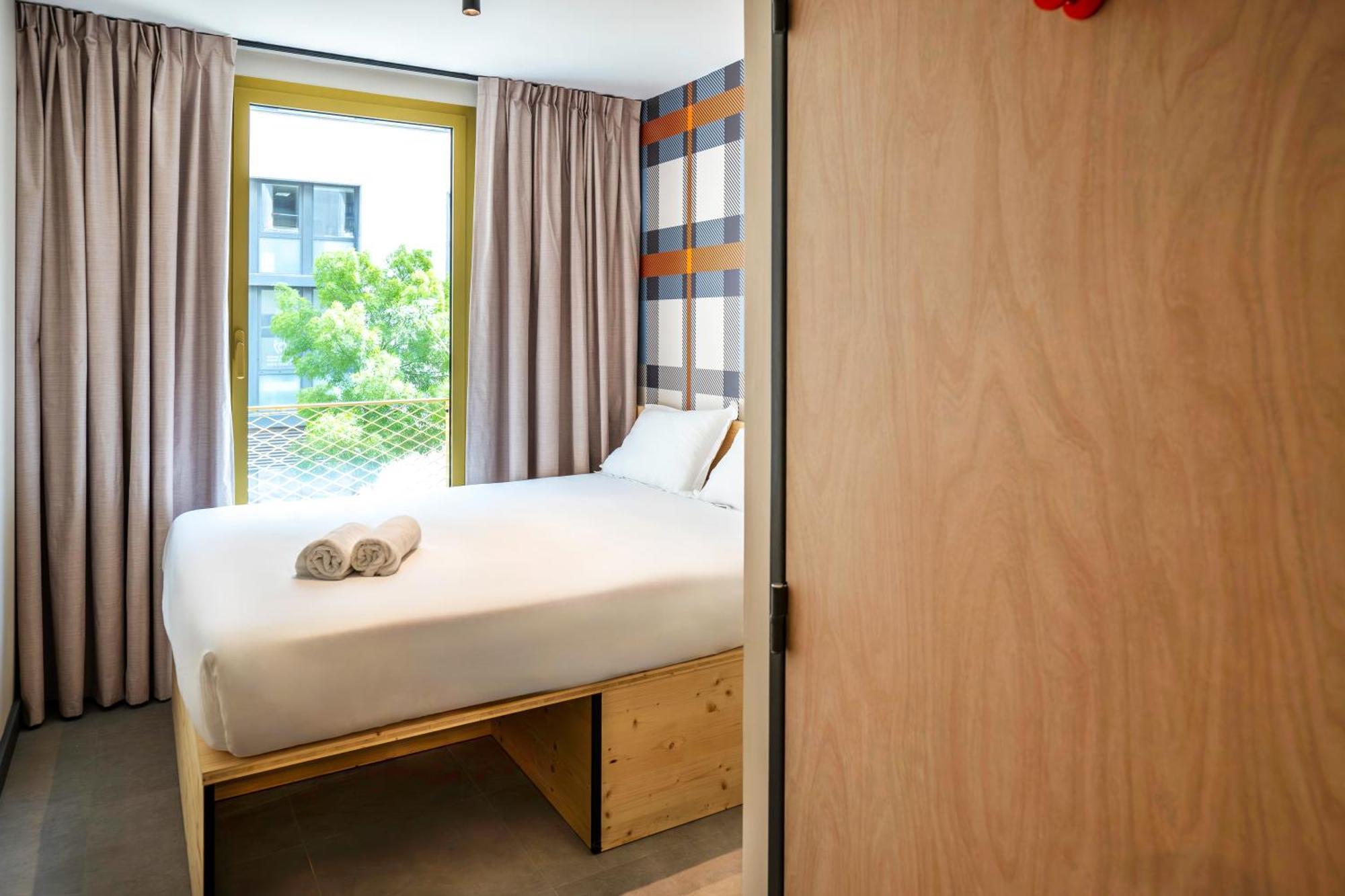 Easyhotel Euromed 2*