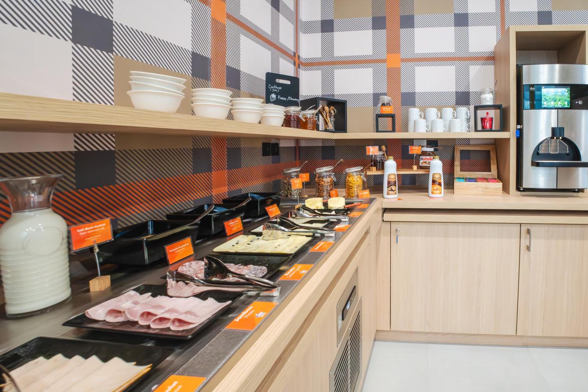 Hotel Easyhotel Euromed 2*