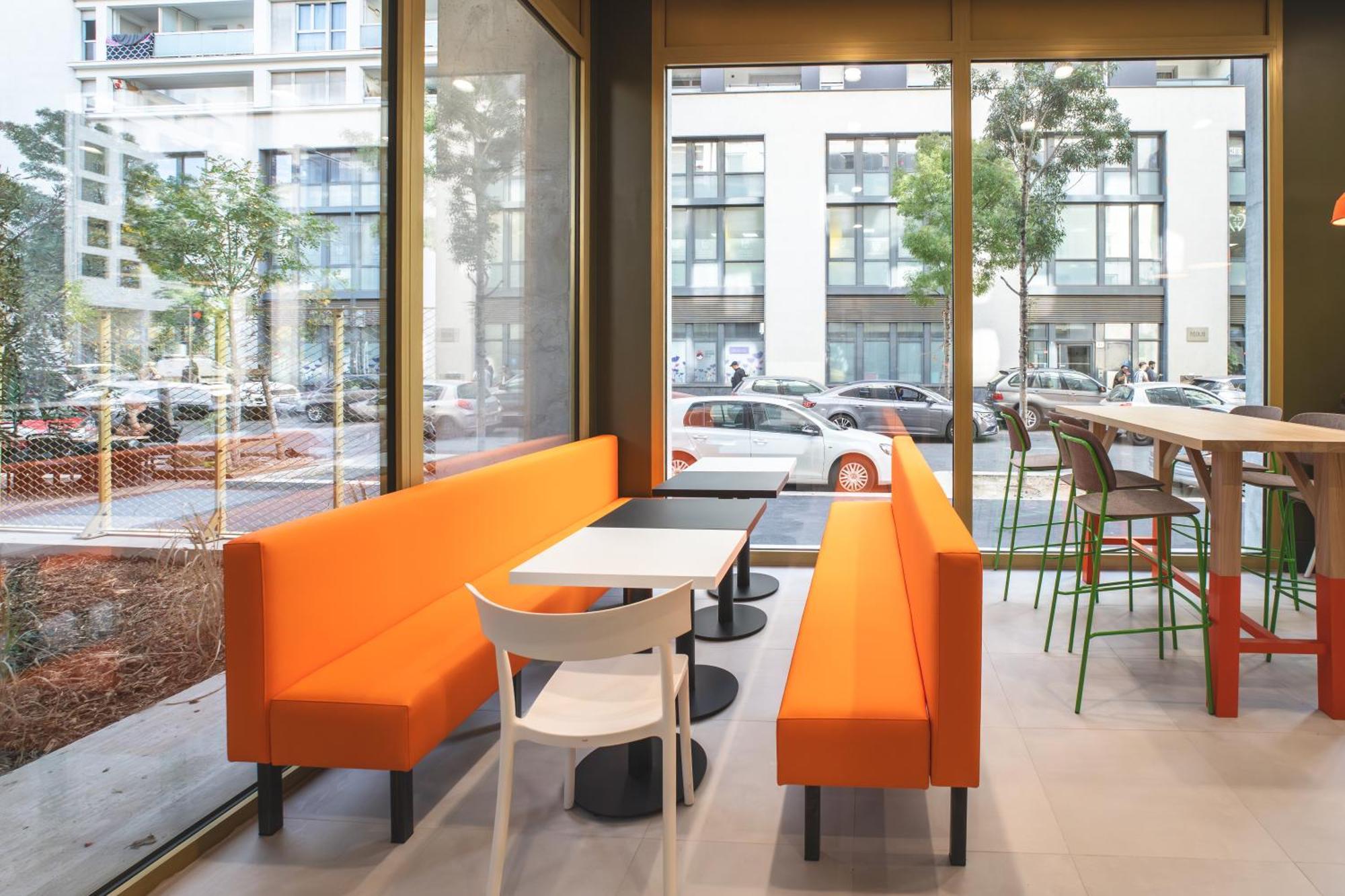 Easyhotel Euromed Hotel