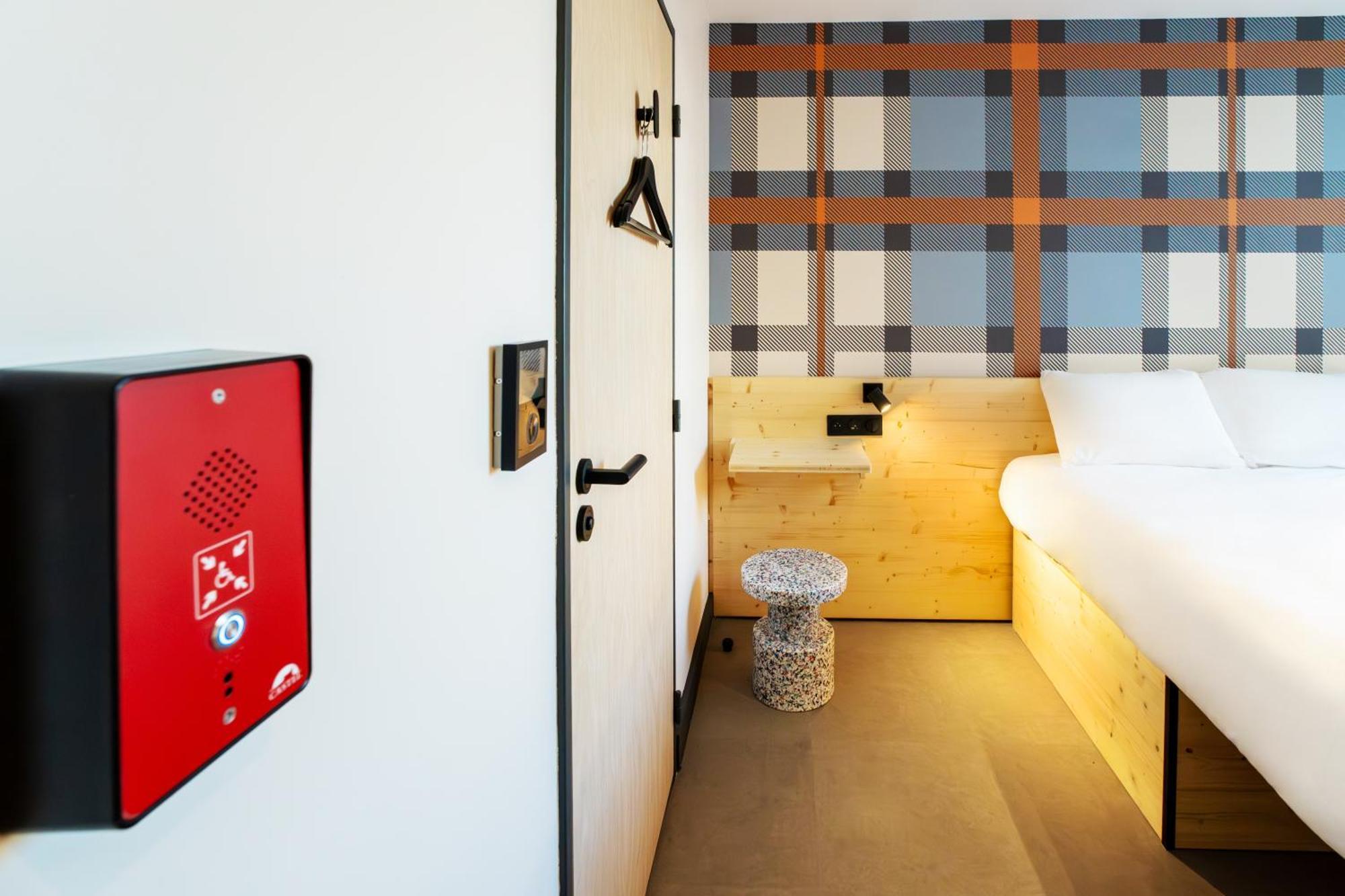 Hotel Easyhotel Euromed